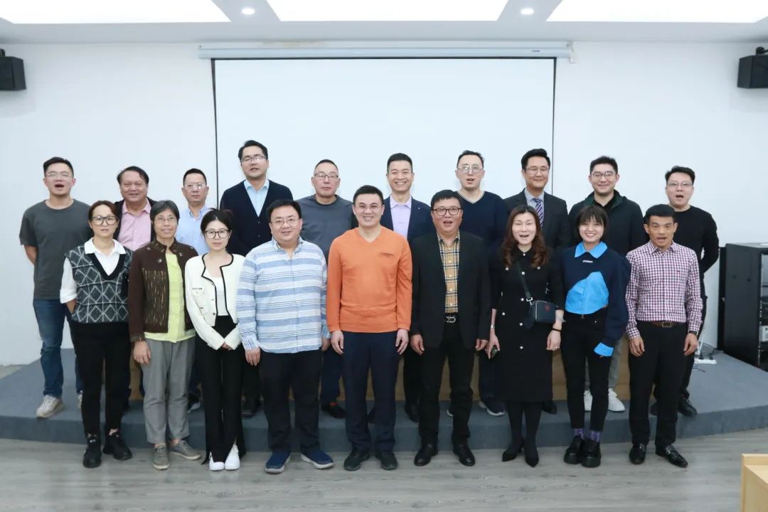 民建义乌市基层委开展金融大讲坛活动