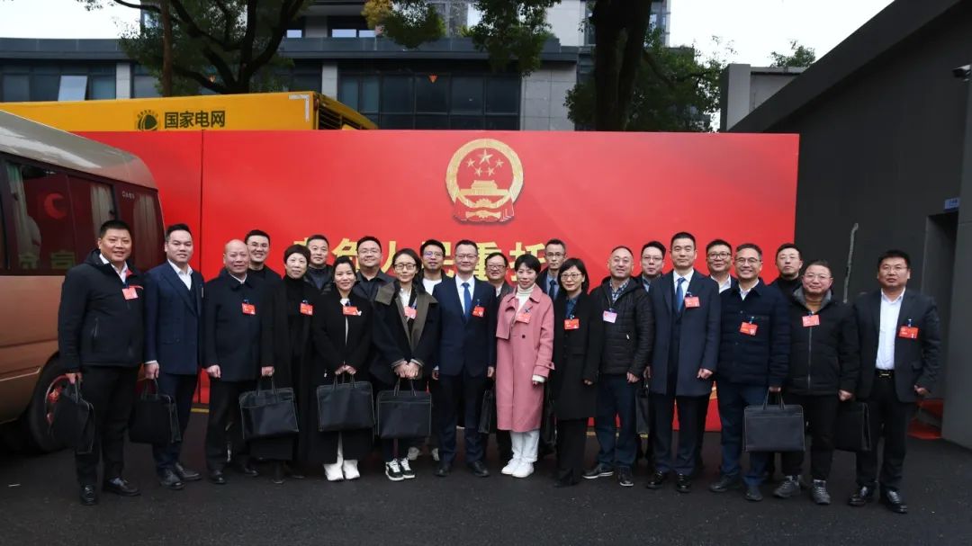 打造典范 再创辉煌丨义乌民建会员履职“两会”尽显担当