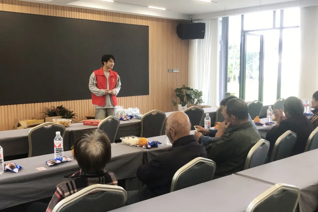 益“羊”公益——金华温宿两地公益行动在东叶村开展环卫工人关爱活动