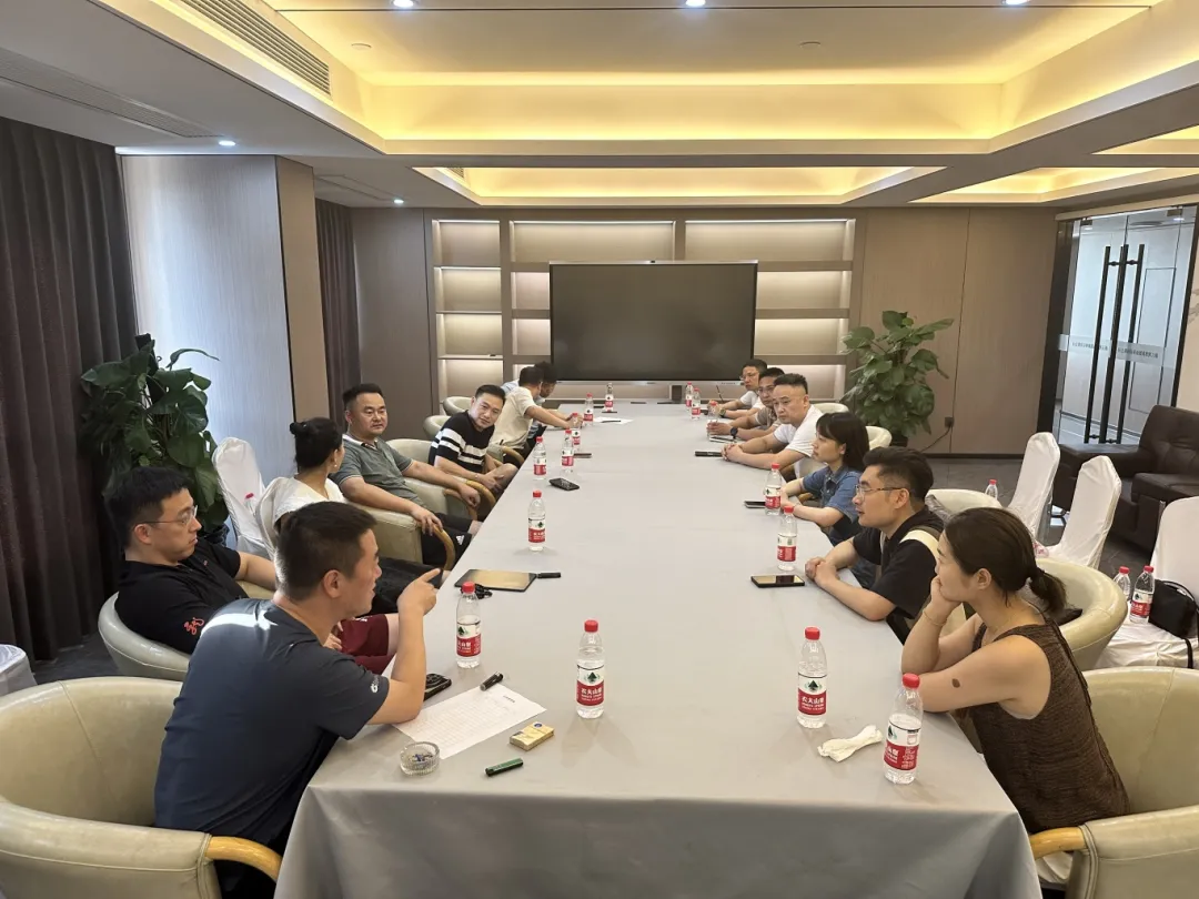 民建金东区基层委举办“星合汇”参政议政沙龙活动