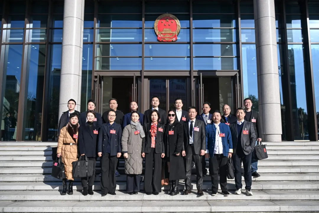 金东民建会员两会履职显担当，建言献策助发展