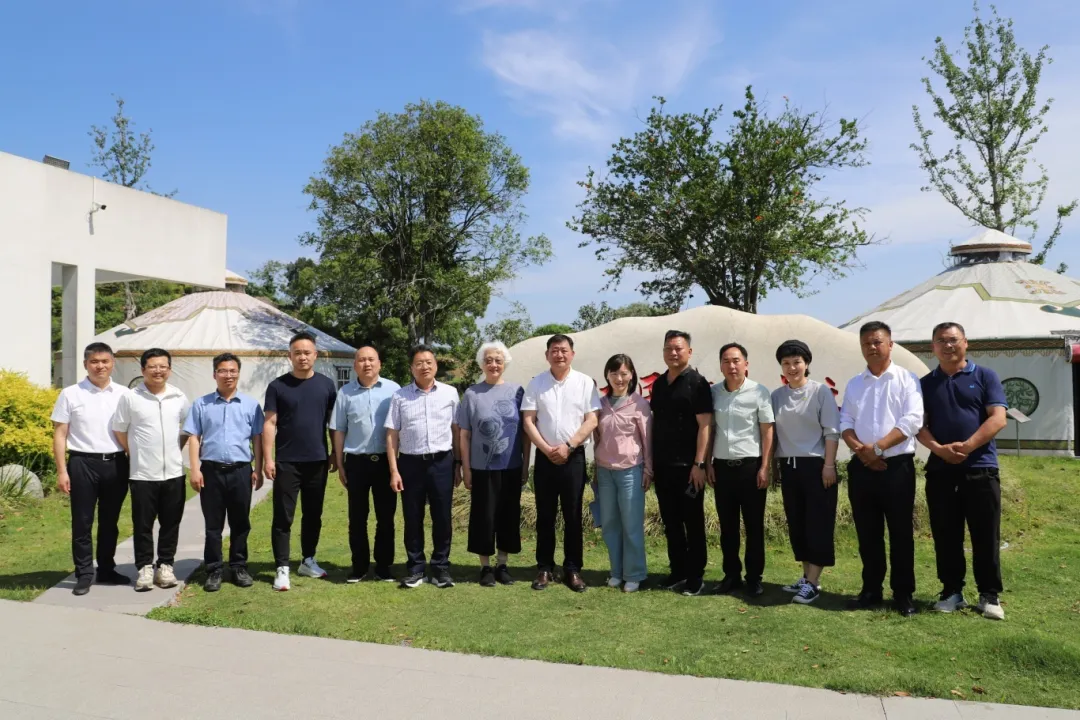 文脉传薪火 年年叙初心丨洪如丁女士走进浙江民建会员之家