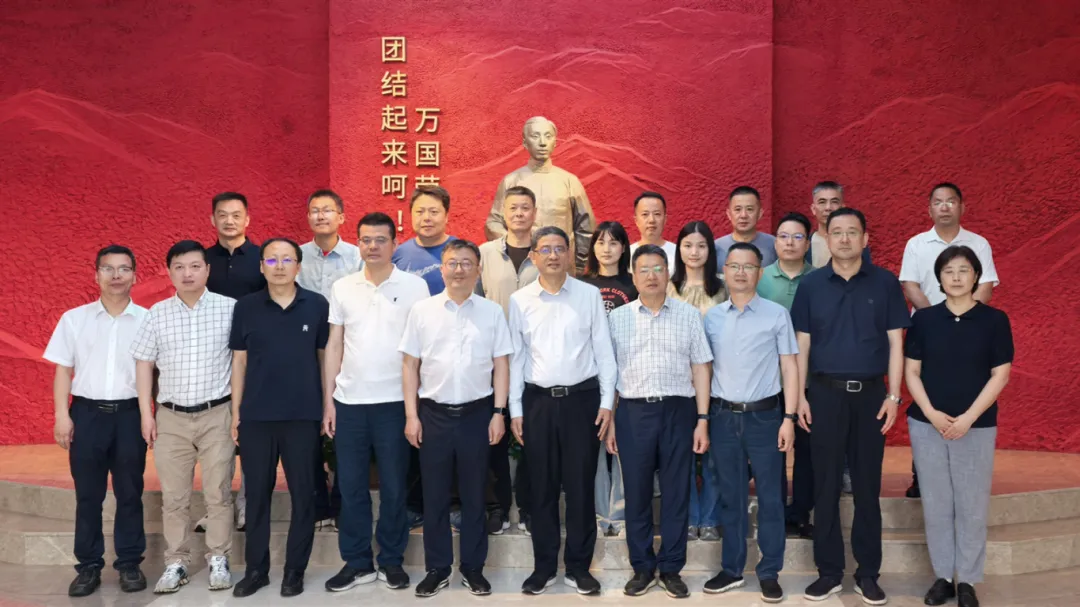 民建江苏省委会专职副主委常本春一行来金调研