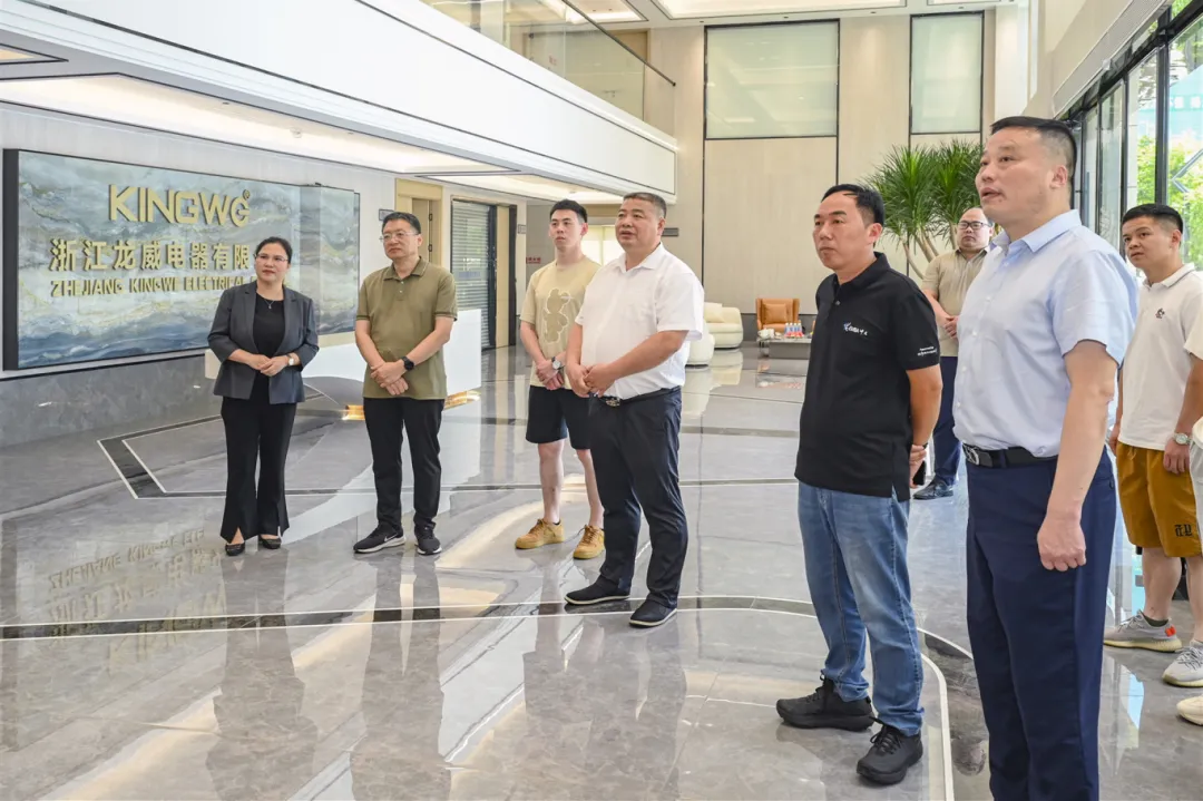 热心双拥 鱼水情深丨民建婺城区基层委开展双拥共建活动