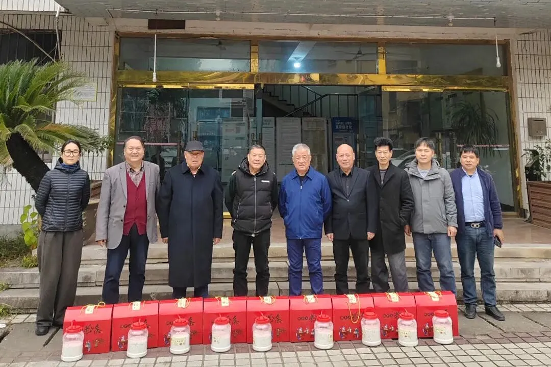 暖冬助农显担当丨义乌民建助力莱山村农副产品销售